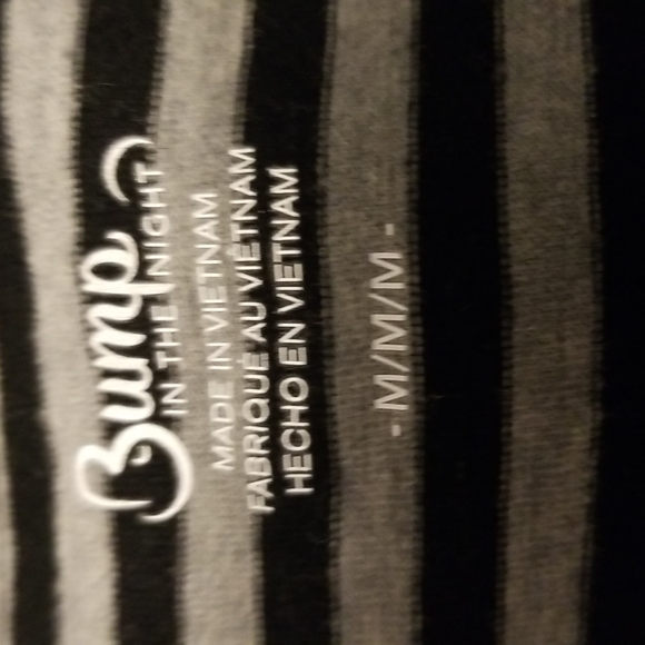 Motherhood maternity Breastfeeding PJ top gray and black stripe - size medium - Picture 4 of 6